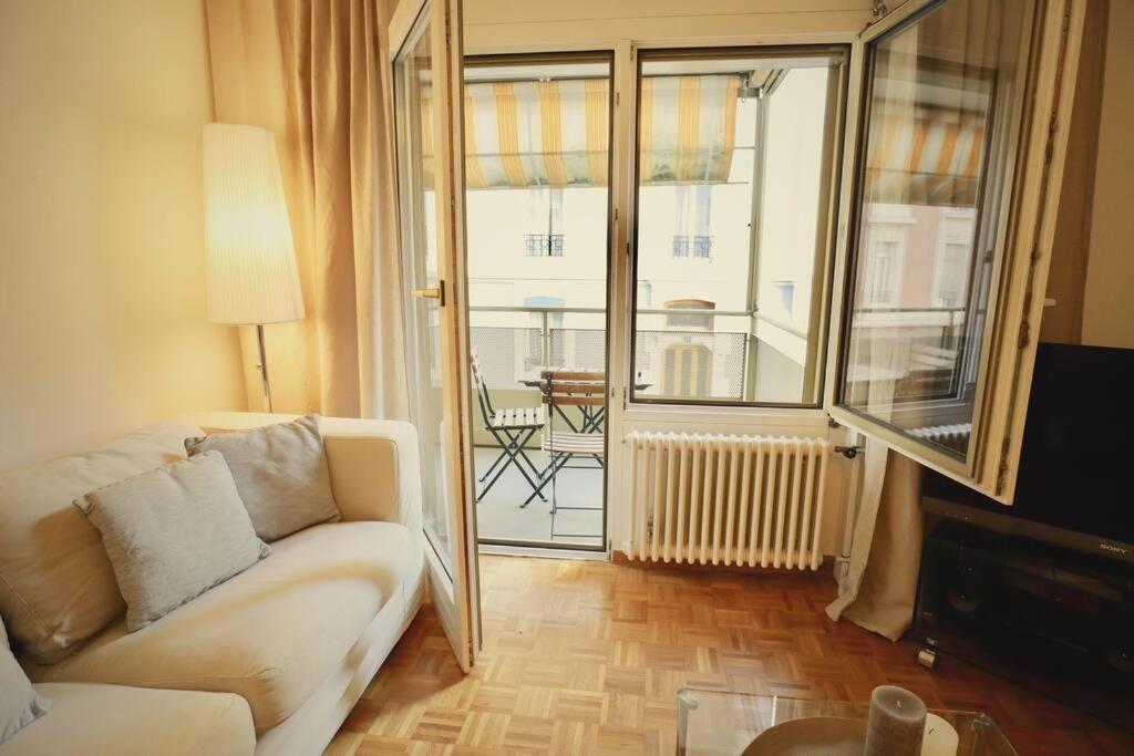 Comfortable, Very Well Located Between Train Station And Lake! Lausanne Exteriör bild