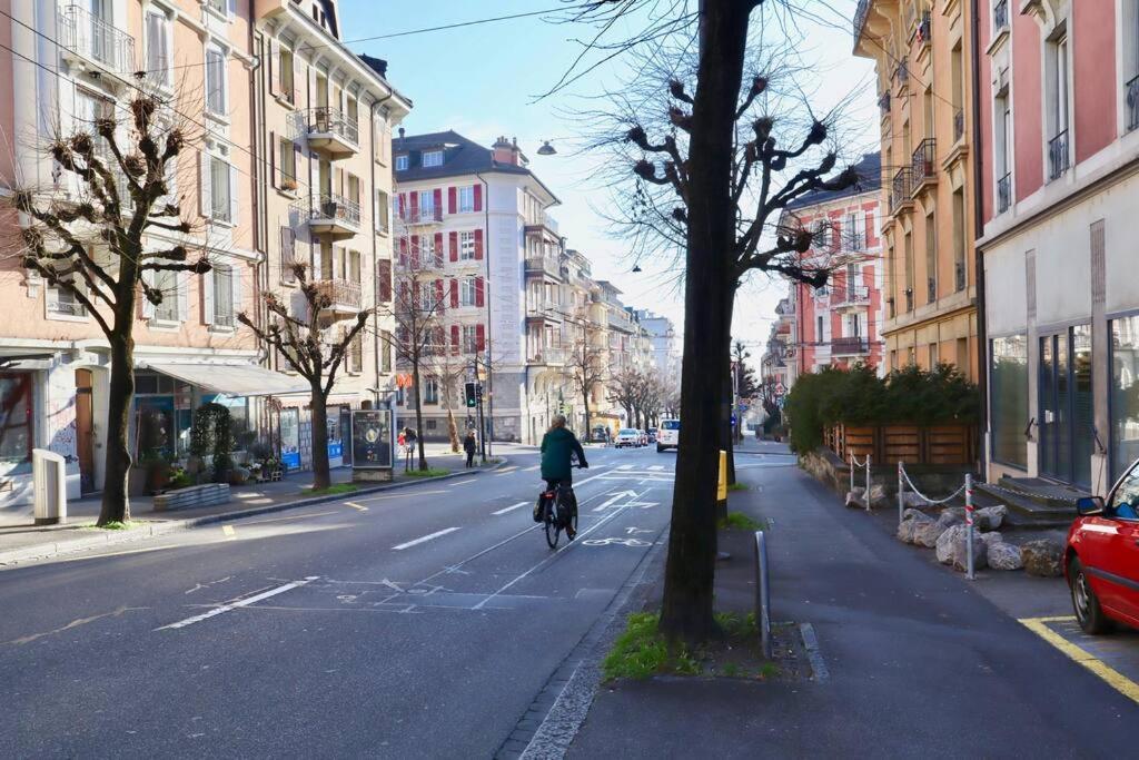 Comfortable, Very Well Located Between Train Station And Lake! Lausanne Exteriör bild